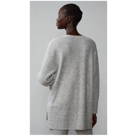 New York & Company Cardigan Sweater Sz L Cable Knit Grey Soft Cozy Preppy Casual - Picture 3 of 16